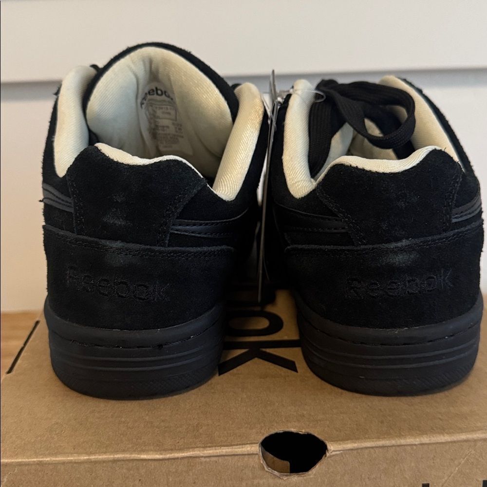 Reebok SOYAY Women’s Black Suede Sneakers Oxford Work Steel Safety Toe Casual 9W - Picture 3 of 14